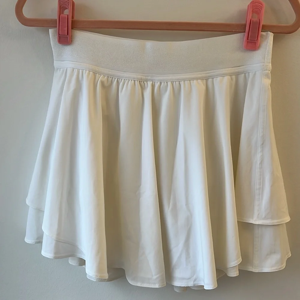 Lululemon Court Rival Skirt Size 6 Long in White - Picture 3 of 3